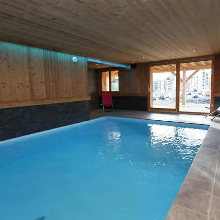 De Luxe Avec Piscine Chauffée Au Pied Des Pistes - Fr-1-417-6 Chalet *